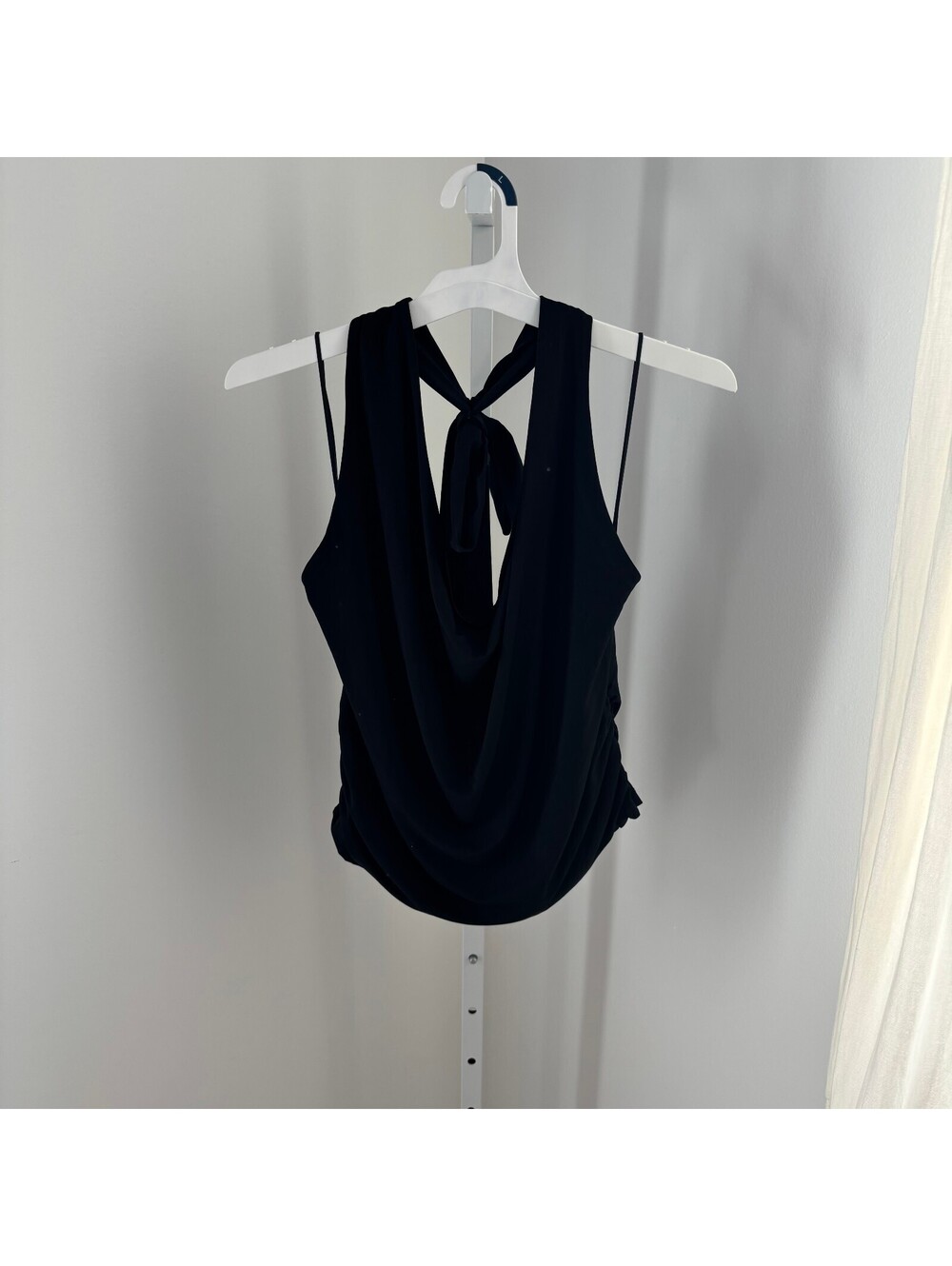 Wild Fable NWT Women's Black Knit V-Neck Tie Halter Top Size L
